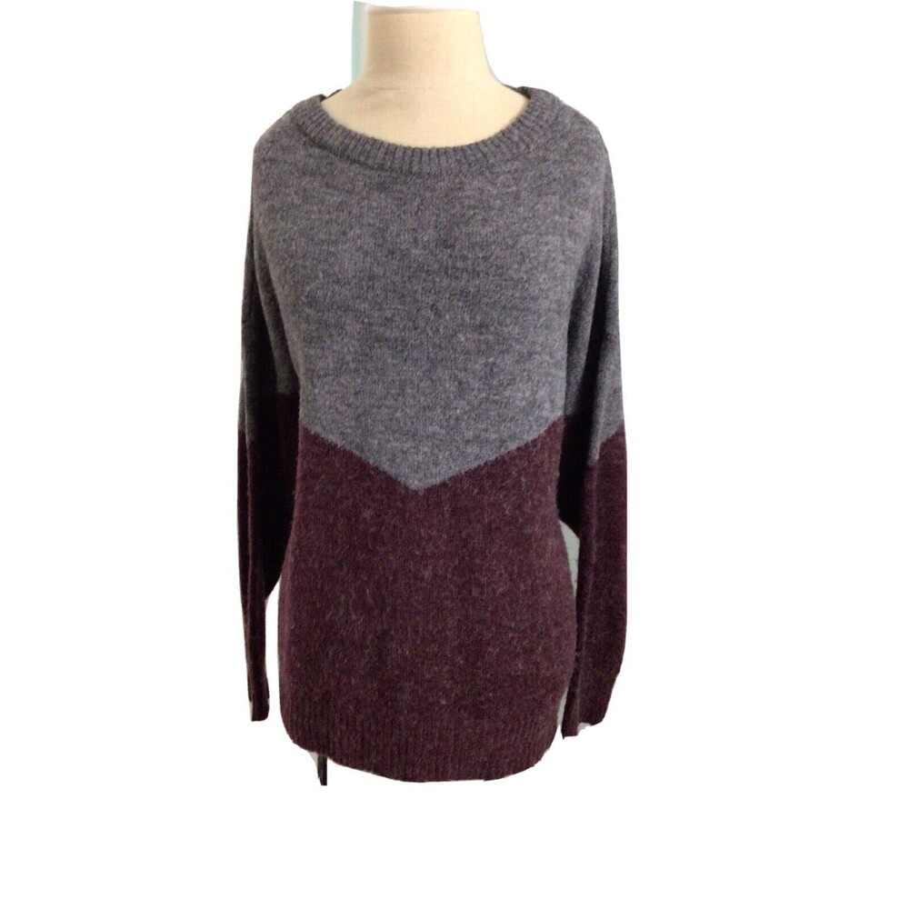 Vera moda  grey and burgundy ~XL